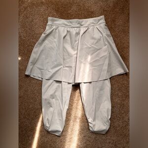 SPANX Light Gray Skirted Leggings